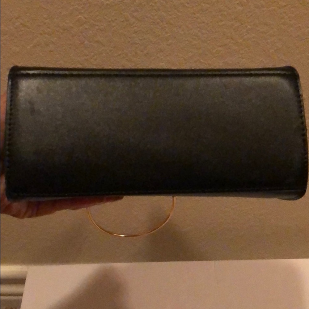 Handbag - Picture 2 of 3